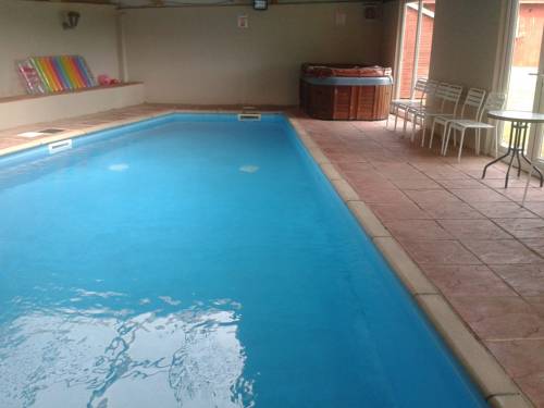 Highworth Code promo Angleterre Booking.com
