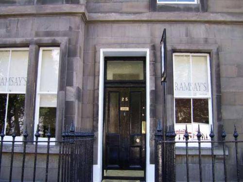 Edimburgo Reino Unido codigo de promocion Booking.com