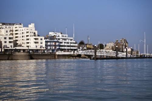 Cowes Code promo Angleterre Booking.com